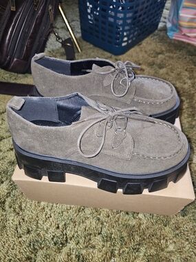 JustFab Olive Suede Lug Sole Lace-Up Loafers